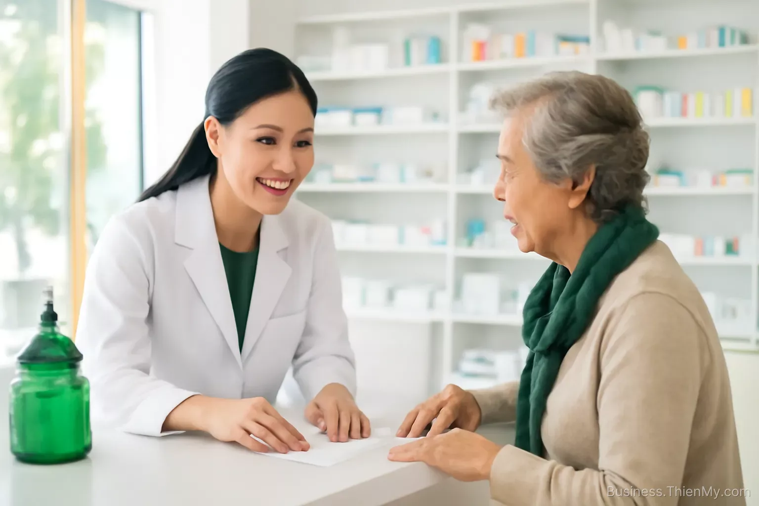 Nhà thuốc độc lập trước các chuỗi lớn: bán thuốc thì ai cũng bán được, bán lời khuyên thì không